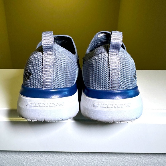 SKETCHERS - Slip On Classic Fit Air Cooled - Men’s Size 8 - Picture 3 of 12